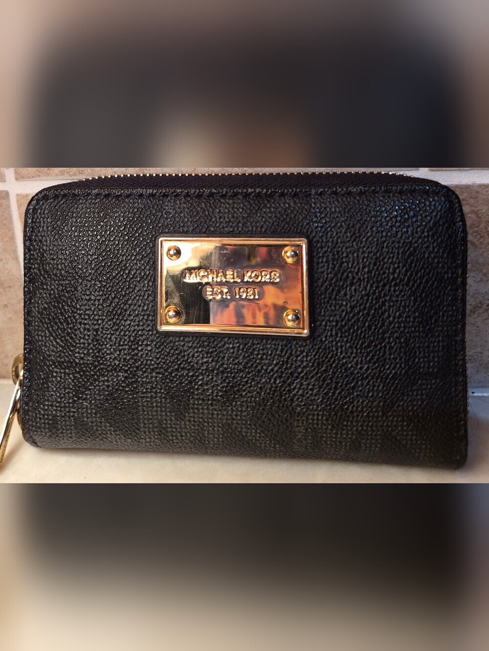 Michael Kors Jet Set Black Signature Zip Around Wallet Wristlet
